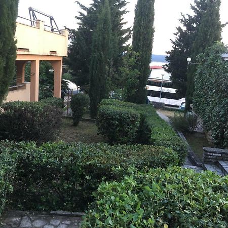 Apartment Mia Selce Exterior photo